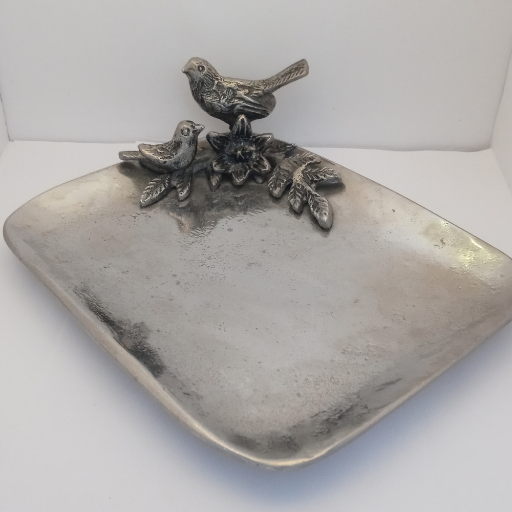 Vintage Rare Silver Catchall Vanity Tray Dish with Birds. - Picture 6 of 7